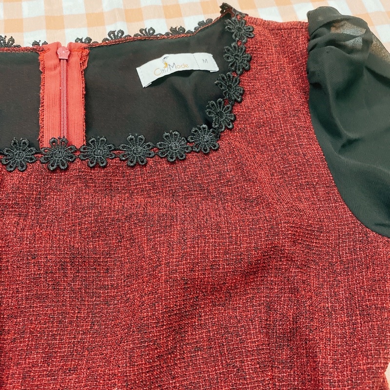 Thanh lý váy đầm mới tinh, giá siêu hạt dẻ