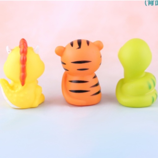 Bộ 12 con giáp nhựa trang trí bánh kem sinh nhật