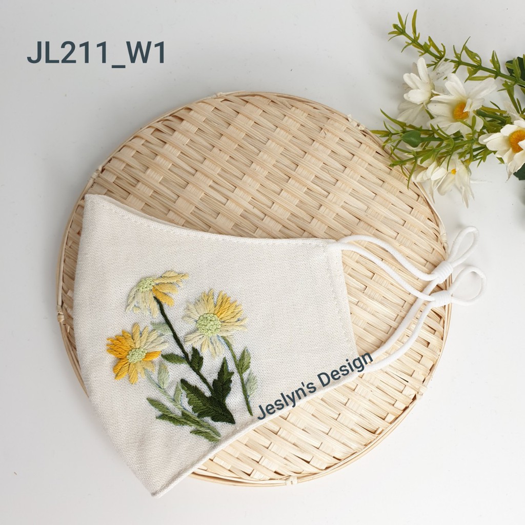 Khẩu trang thêu tay vải linen hình hoa  JL211