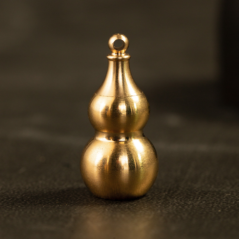 Mặt móc khóa bằng kim loại hình quả bầu sáng tạo