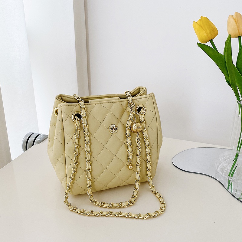 Túi Đeo Vai Dây Xích Nhỏ Hình Thoi Màu Vàng Thời Trang Cho Nữ Dễ Phối Đồ