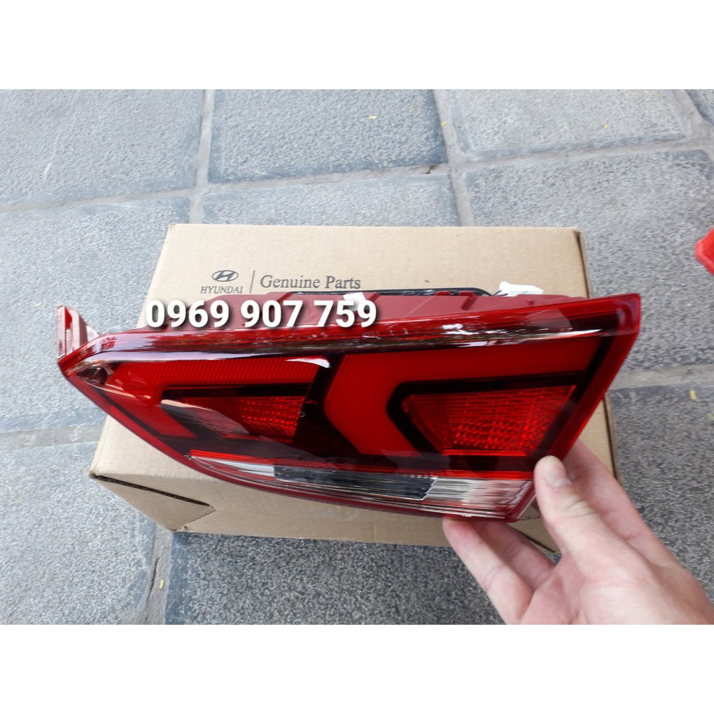 Đèn hậu hyundai accent 2018,2019,2020
