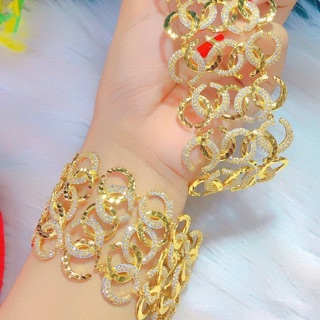 Lắc tay nữ bản lớn màu vàng 18 cao cấp