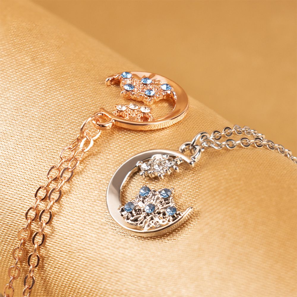 Vòng cổ choker bằng thép titan mặt hình bông tuyết phối mặt trăng tinh tế phong cách Hàn Quốc dùng làm quà giáng sinh