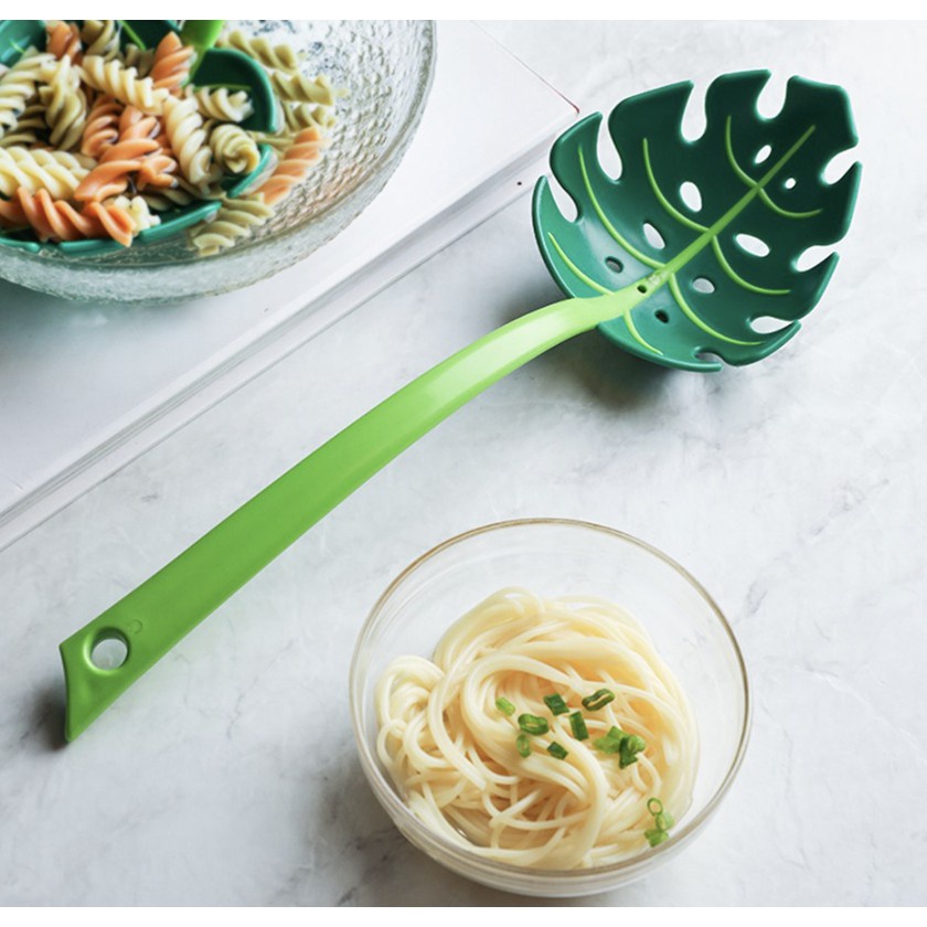 Muỗng Múc Mì Hình Chiếc Lá Sáng Tạo