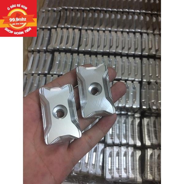 Nắp Tăng Sên Âm Exciter/ Winner/ Sonic/ Satria/ Raider Nhôm CNC Kèm 2 Ốc Lục Giác 8li40 Mẫu Gợn Sóng