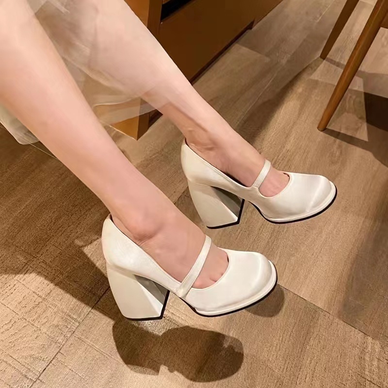 Giày Cao Gót Mũi Vuông Đế Dày Chống Thấm Nước Phong Cách Retro 2022 Cho Nữ Đen