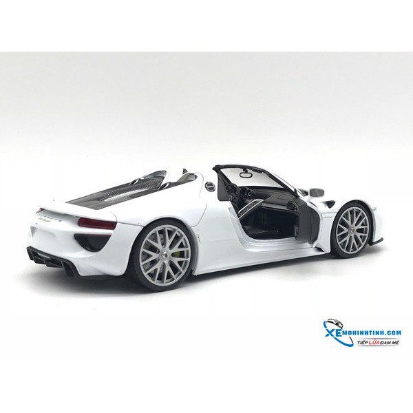 Xe Mô Hình Porsche 918 1:24 Welly ( Trắng )