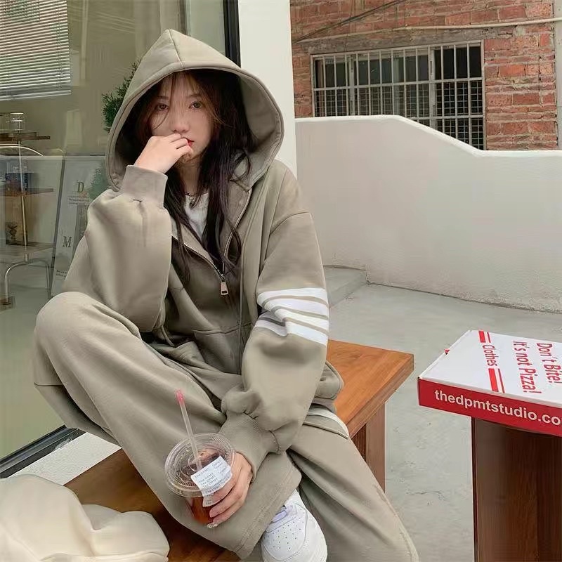 Bộ đồ 3 sọc nam nữ , áo hoodie có mũ mix quần ống rộng chất nỉ ngoại , phom rộng phong cách hàn quốc ulzzang , free size | BigBuy360 - bigbuy360.vn