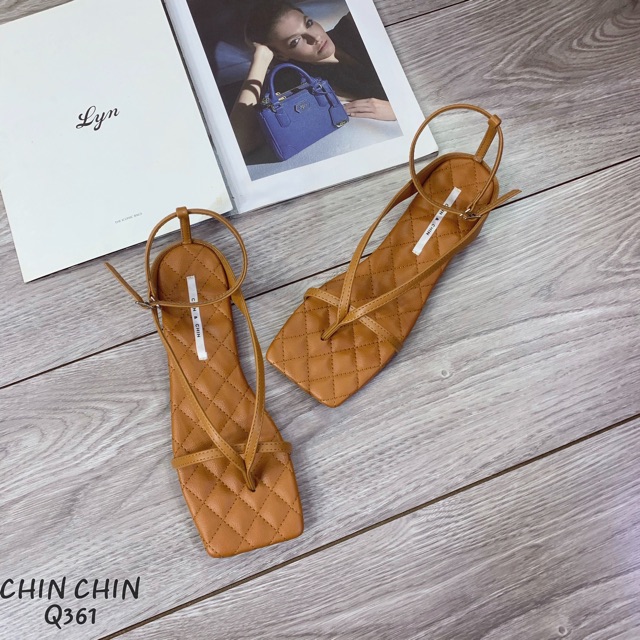 SANDAL CHIN CHIN XỎ NGÓN BỆT MẶT CHẦN CHỈ