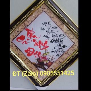 Thư pháp tôn sư trọng đạo kích thước 32cm x 32cm. Quà tặng tri ân thầy cô.