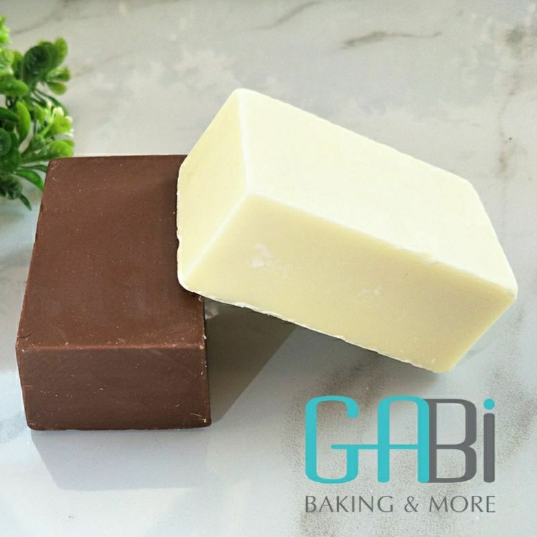 Socola đen/trắng Compound Grand Place 110g