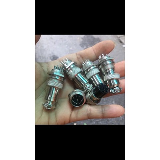 5 rắc 8 chân 2 đầu đực cái