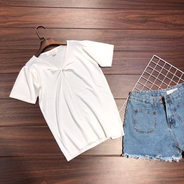 ——-Áo mongteghii chất mềm đẹp xịn xò