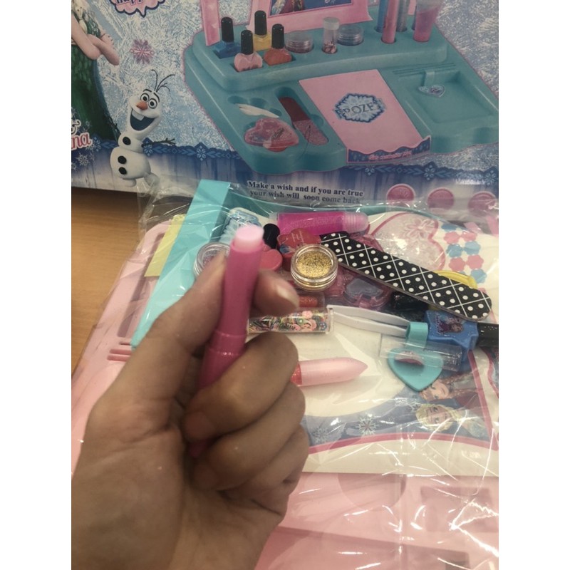 Đồ chơi make up Frozen