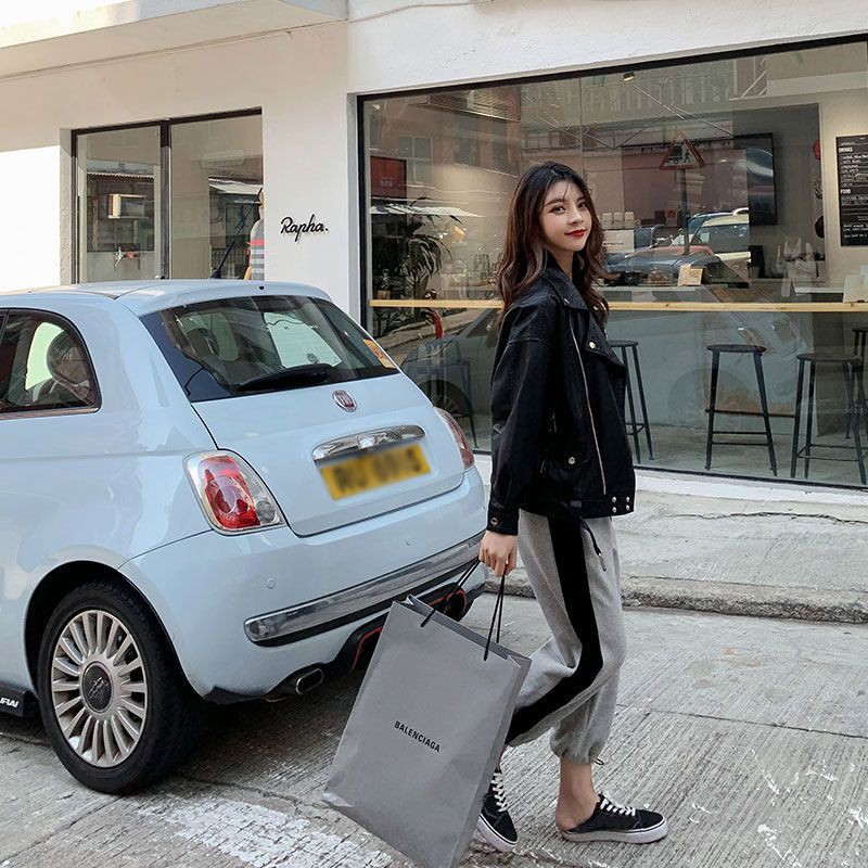 Quần legging thể thao hoạ tiết kẻ sọc chất liệu co giãn cao