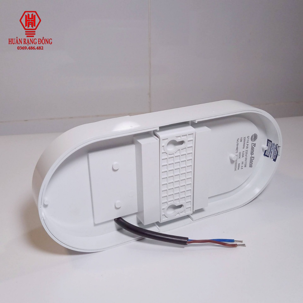 Đèn LED gắn tường cảm biến Rạng Đông 15W Model GT16.PIR 220x100/15w