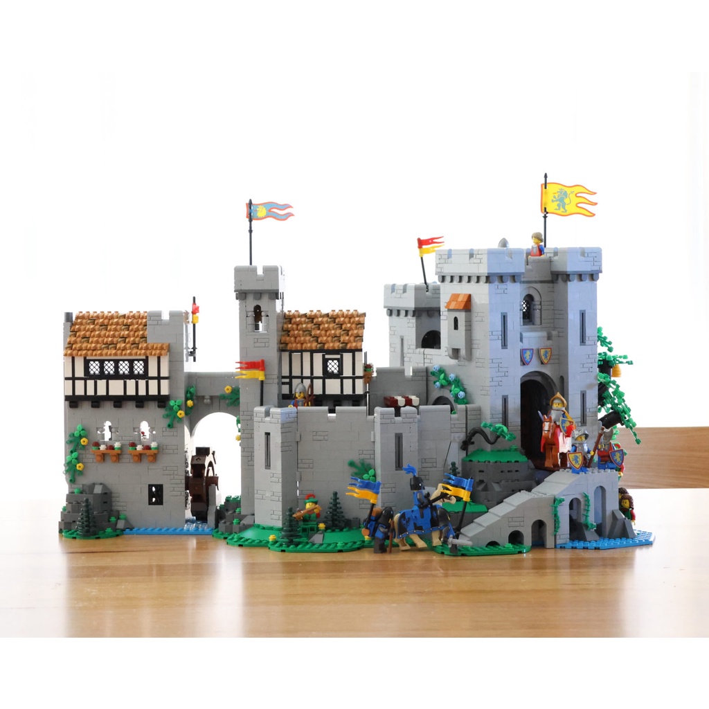 Lego 10305 Lion Knights' Castle - Lâu Đài Hiệp Sĩ Sư Tử