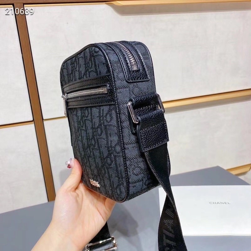 Túi đeo chéo DI.OR cao cấp có sẵn