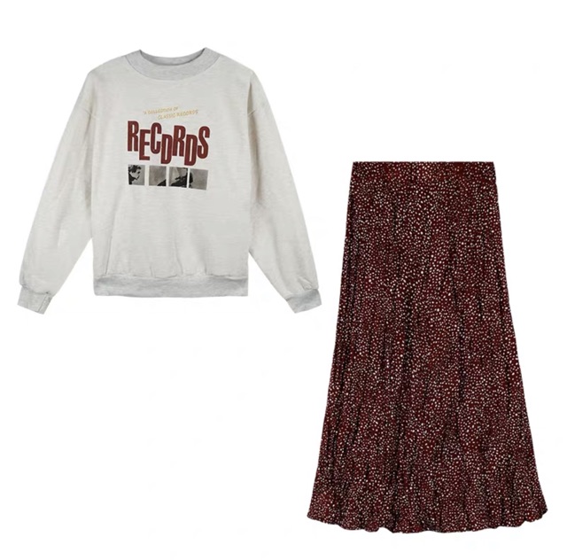 Áo nỉ + chân midi hoa nhí | BigBuy360 - bigbuy360.vn