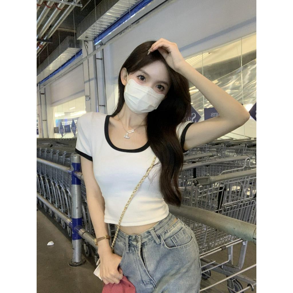 Áo Thun Ngắn Tay Cổ Vuông Dáng Ôm Màu Sắc Tương Phản Thời Trang 62209