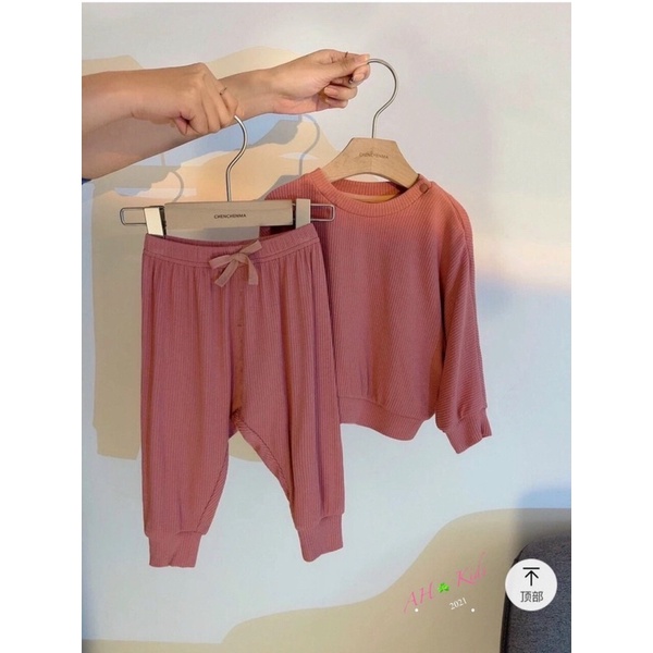 Sale !!Bộ dài tay len tăm cánh dơi Minky Hàn Quốc (8-18kg)