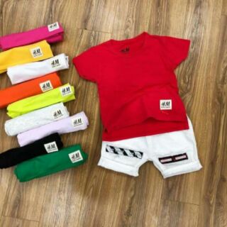 Set bộ áo và quần 120 k .