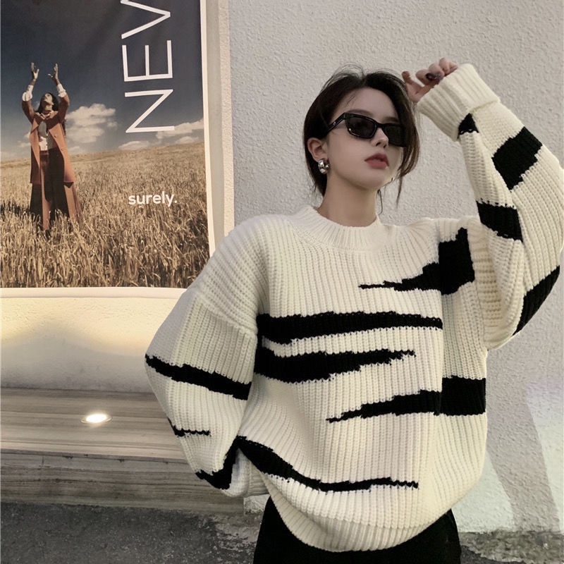 Áo vải len tay dài cổ tròn màu sắc tương phản phong cách Hàn Quốc