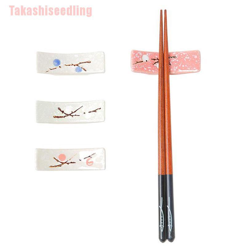 Giá đỡ đũa bằng sứ họa tiết hoa tuyết phong cách Nhật Bản