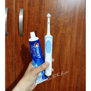 Kem đánh răng siêu trắng Crest 3D White