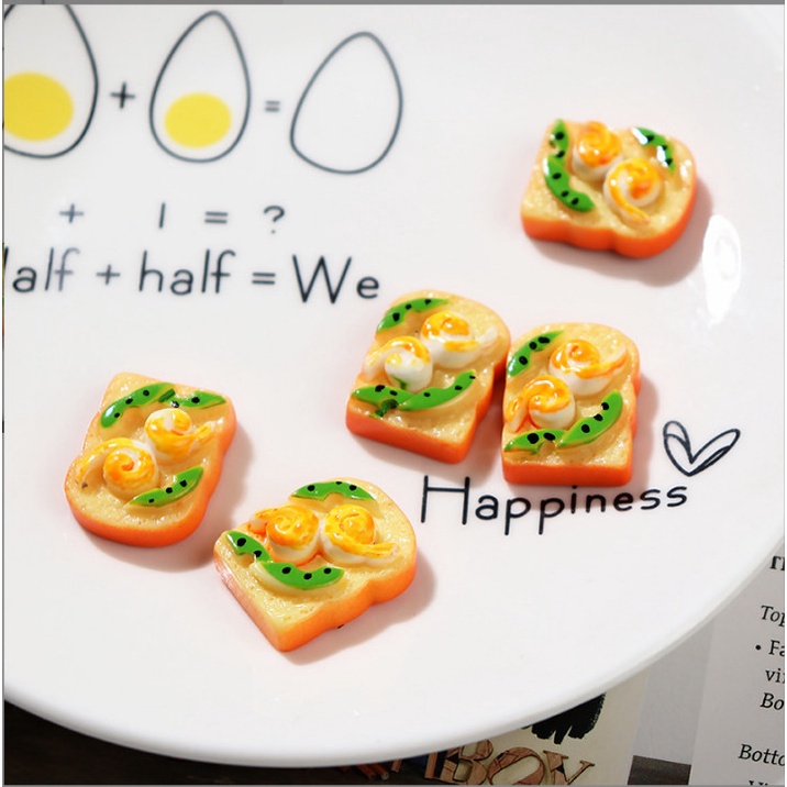 Mô hình trang trí nhà búp bê bánh mì ngọt trứng ốp la trang trí nhà Dollhouse