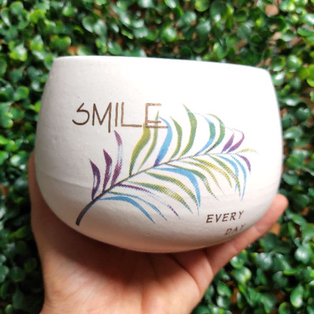 Chậu tròn hạt dẻ in hình S3 có kèm đĩa, trồng cây phong thủy, cây để bàn, sen đá, xương rồng đẹp