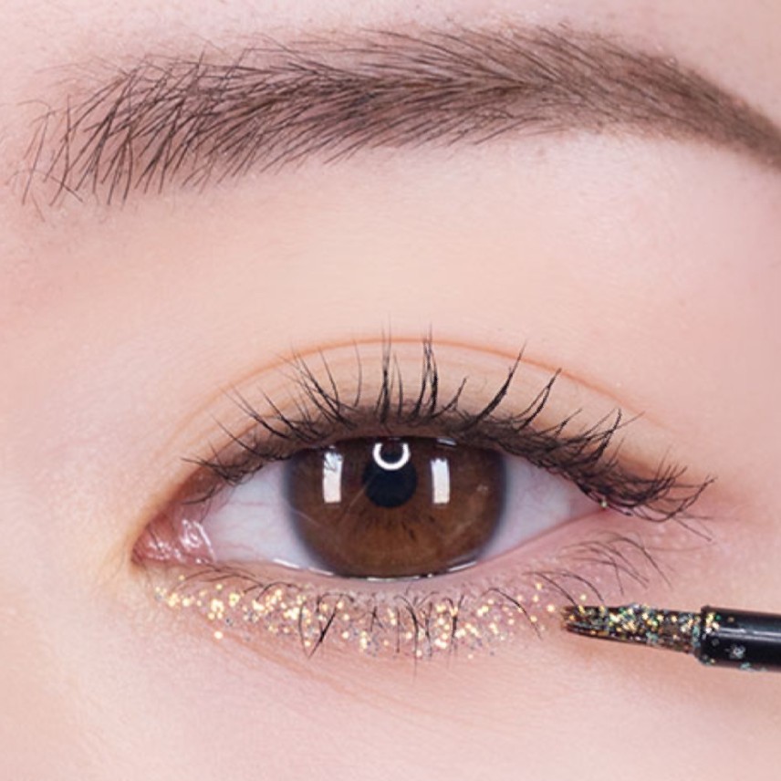 Kẻ nhũ kim tuyến Innisfree twinkle fairy edition glitter 2.6g