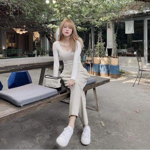 Quần ống xuông Thiều Bảo Trâm