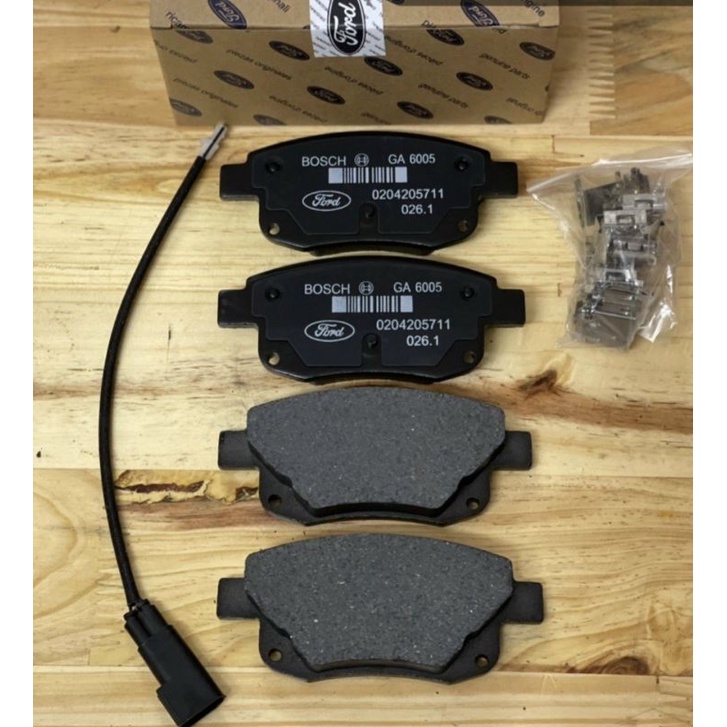 MÁ PHANH SAU FORD TRANSIT ĐỜI 2008-2021