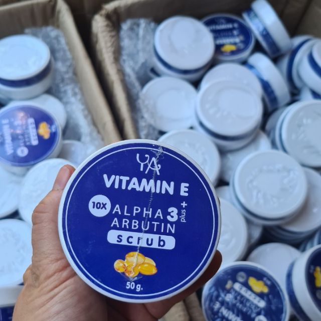 Tẩy Tế Bào Chết Làm Mềm, Dưỡng Trắng Da Vitamin E ALPHA ARBUTIN 3+Plus 50g Thái Lan