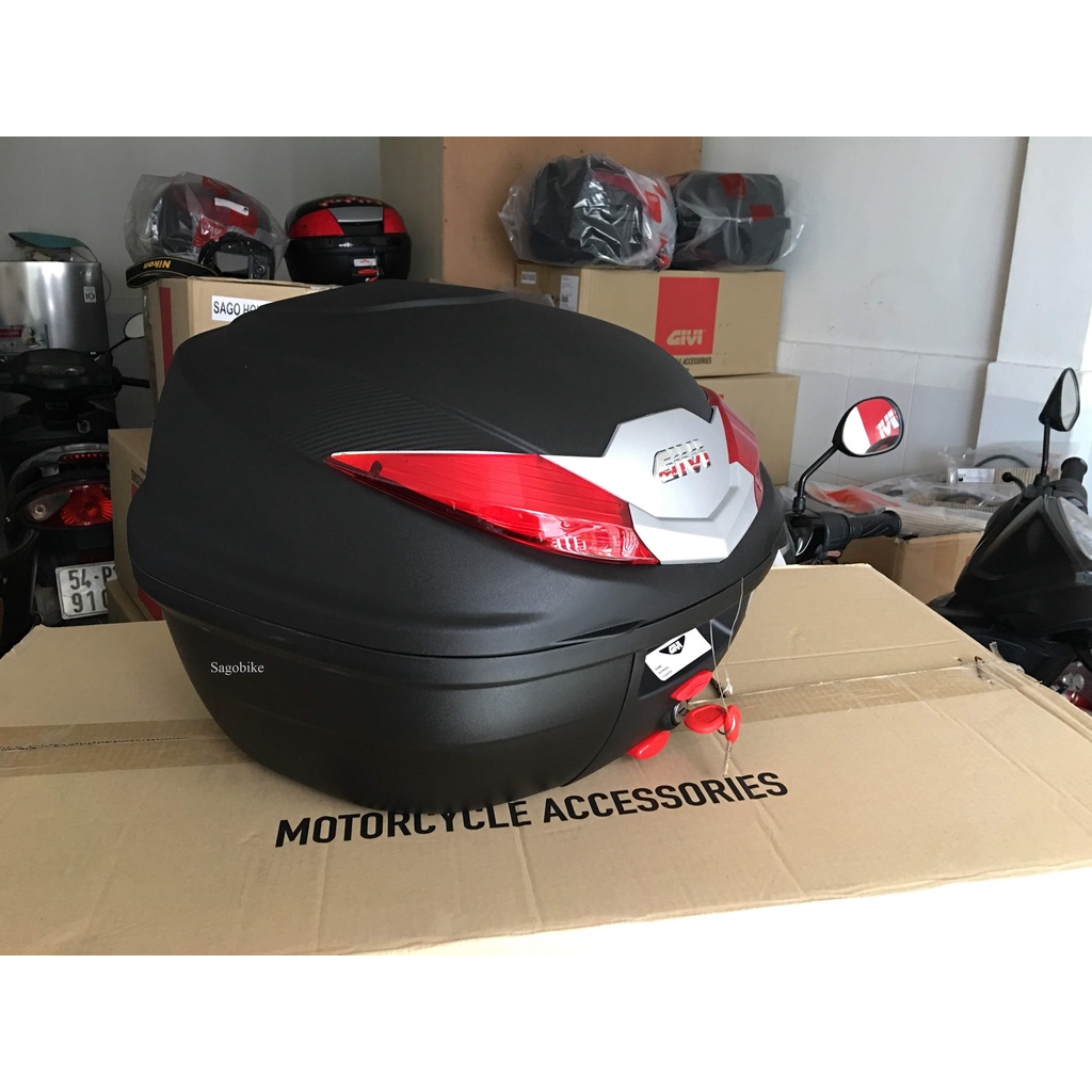 Thùng xe Lead, thùng Givi B360N kèm đế và ốc gắn trên xe Lead, hàng Givi chính hãng, bảo hành 2  năm