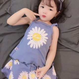 Bộ ba lỗ bé trai