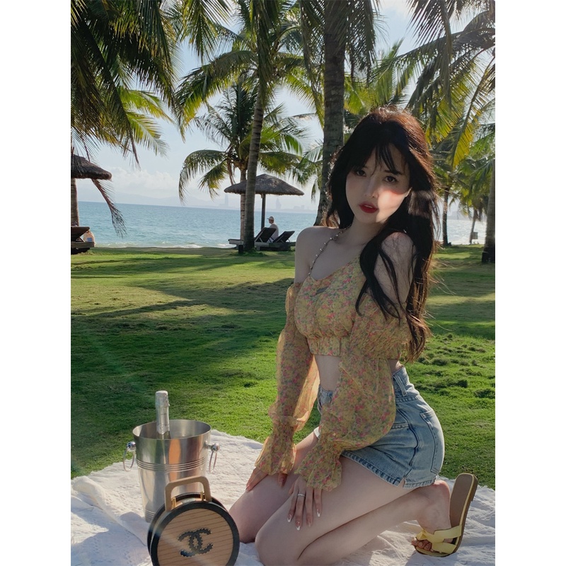 QKOOLE Áo trễ vai  hoạ tiết hoa phong cách Hàn Quốc cho nữ