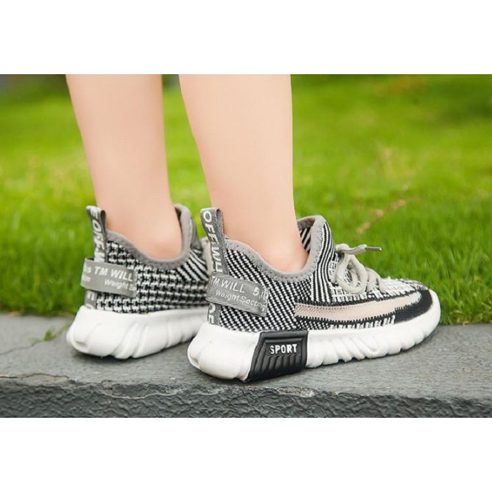 Giày Sneaker phong cách cho Mẹ và Bé đế êm dễ đi CG17-Đen