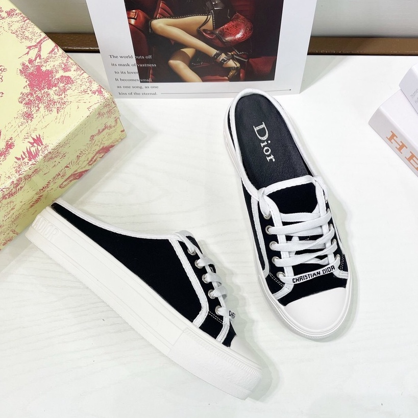 Giày Sục nữ hở gót dáng mũi tròn dễ đi hàng cao cấp