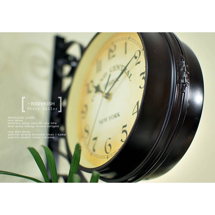 Đồng hồ treo tường 2 mặt vintage