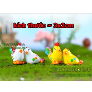 2 Gà con sắc màu trang trí tiểu cảnh cây cảnh tượng mô hình mini để bàn quà tặng lưu niệm