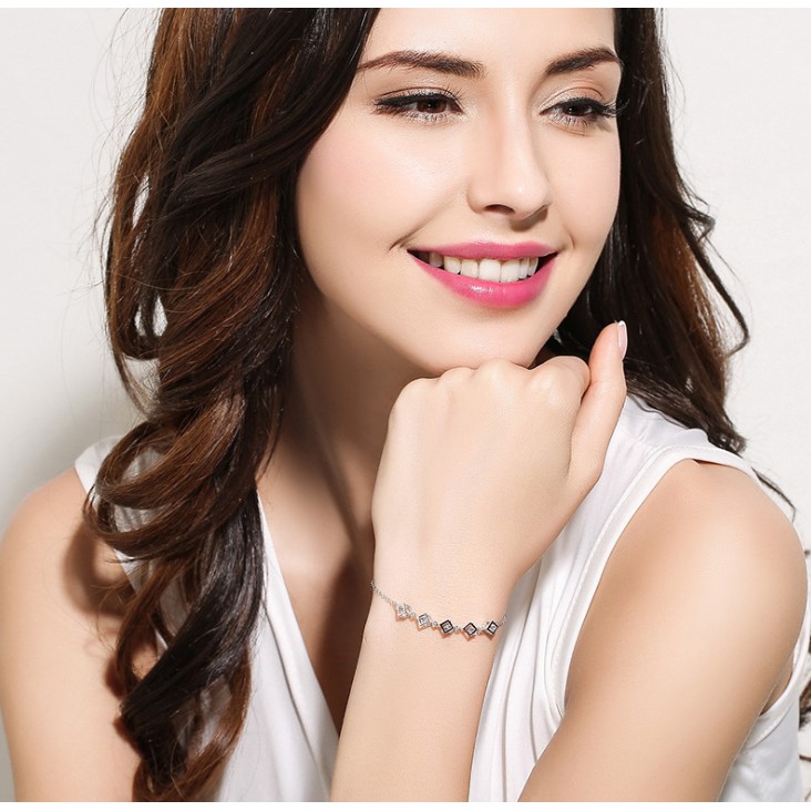 Vòng đeo tay thời trang Vòng đeo tay S925 Bạc cao Carbon Diamond Bracelet cho phụ nữ