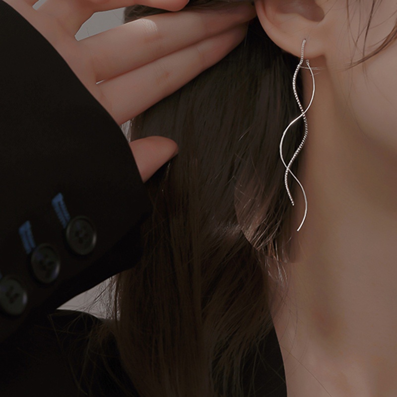 Đôi Khuyên Tai Dài Tua Rua Màu Bạc Gợn Sóng Đơn Giản Thời Trang Cho Nữ|Bông Tai Thả