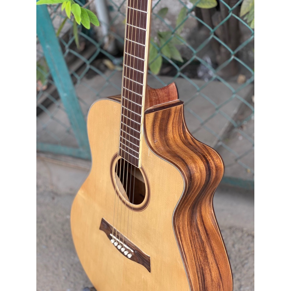 Đàn Guitar Gỗ Điệp Kĩ Nguyên Tấm Bọc Tút Đầu Cần RE-T8