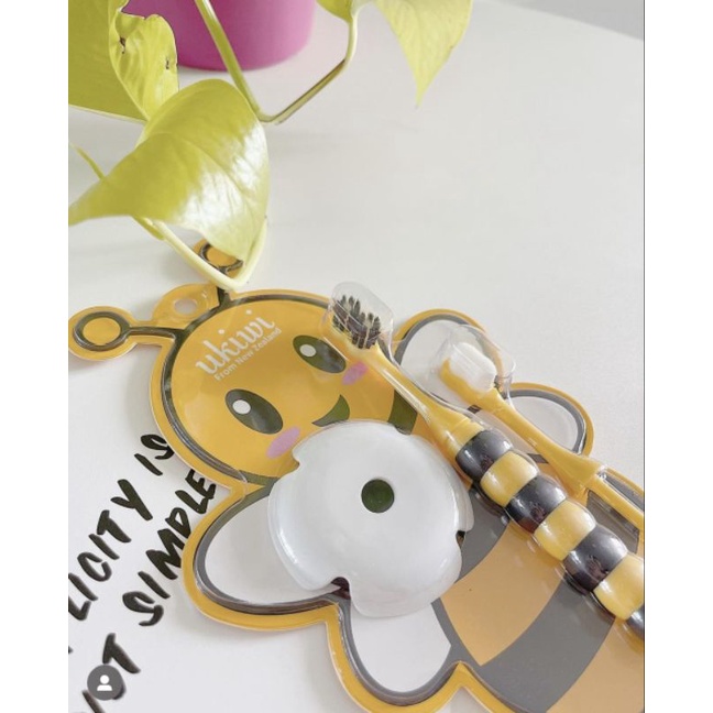 Set bàn chải đánh răng Honeybee Ukiwi Hàn quốc cho bé từ 0 - 6 tuổi
