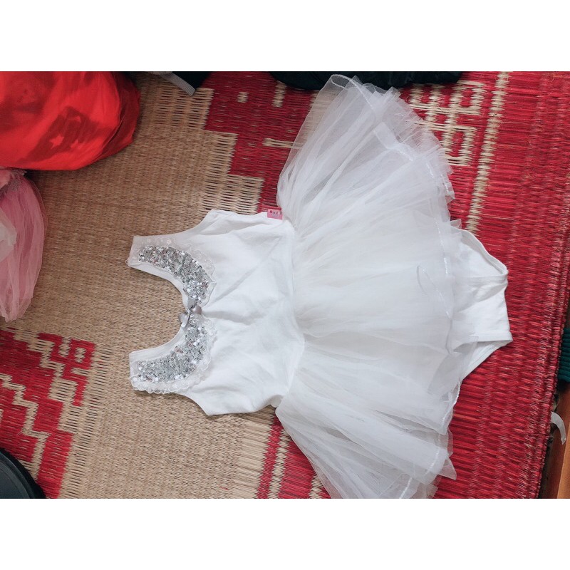 Váy múa bale cho bé