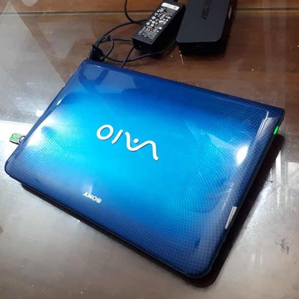 L APTOP SONY VAIO EA I5 RAM 4G Ổ 320G