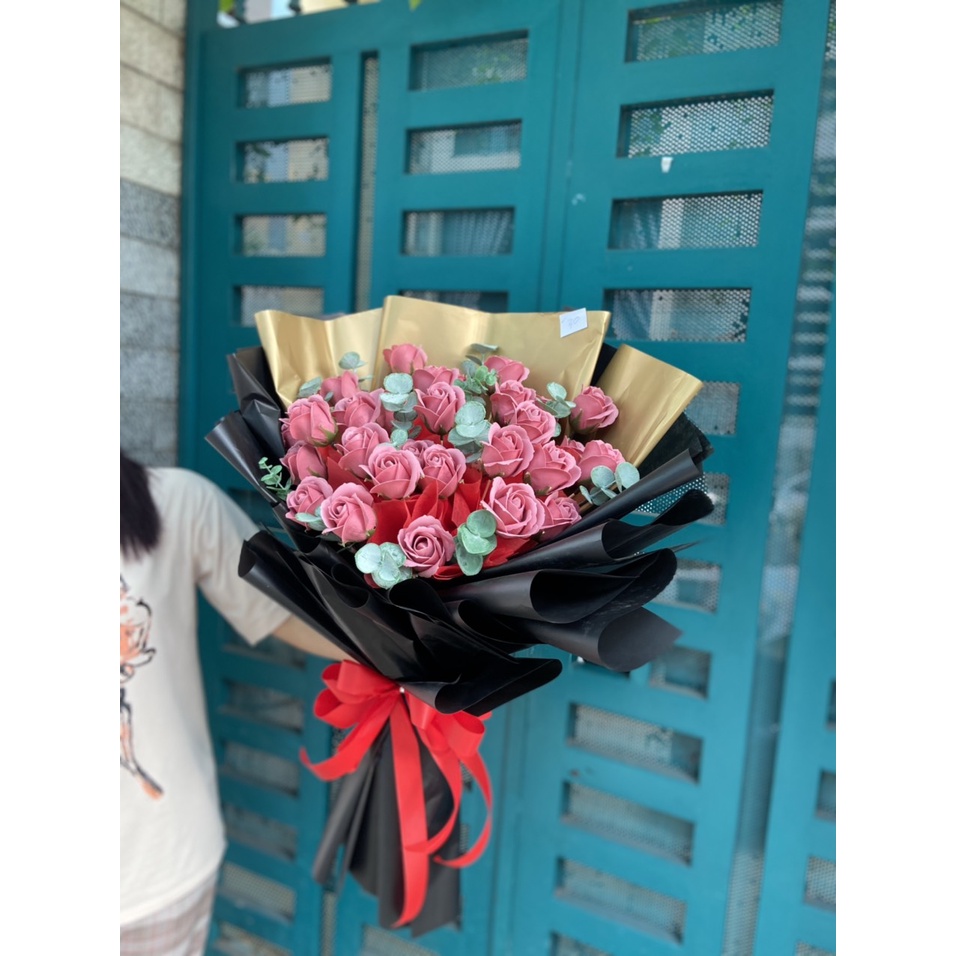Bó hoa hồng vĩnh cửu chúc mừng ngày Phụ nữ 8/3-Tiệm Hoa Bốn Mùa
